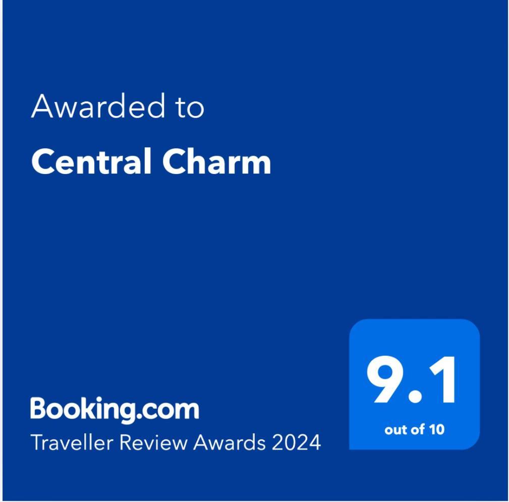 Central Charm 布加勒斯特 外观 照片
